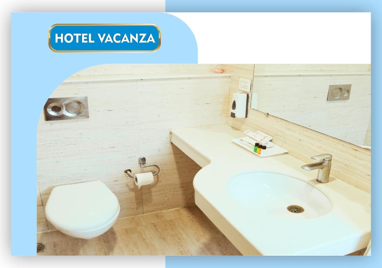 Fabexpress Vacanza ノイダ エクステリア 写真